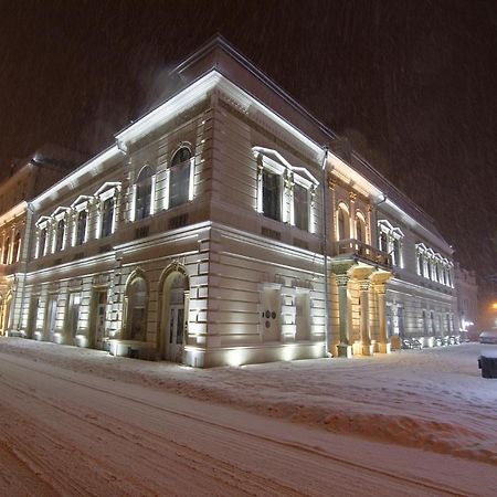 Buchenland Hotel Câmpulung Moldovenesc Exterior foto